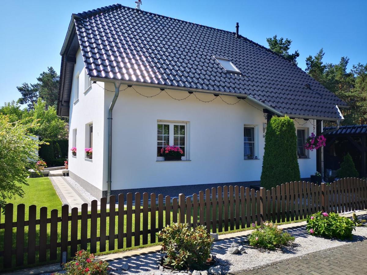 Gaestezimmer Im Bewohnten Efh Mit Pool Und Garten Ziltendorf Esterno foto